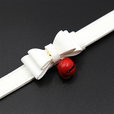 Đồ chơi tình dục cho người lớn Pink Dog Bell Bowknot Golden Hole Soft Leather Pin Buckle Neck Sleeve Black Neck Sleeve Collar