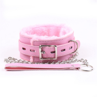 Người phụ nữ tình dục xinh đẹp màu hồng 4 inch rộng vòng cổ chó