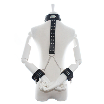 Bondage Harness Fashion Gothic Collar, PU Sexy Punk Choker với Heart Dangle cho phụ nữ