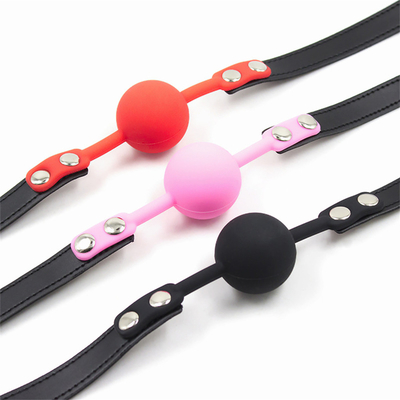 Khóa đồ chơi trò chơi dành cho người lớn Fetish Silicone miệng Gag Ball Pu Da Bondage Restraints Hồng Đỏ Màu đen